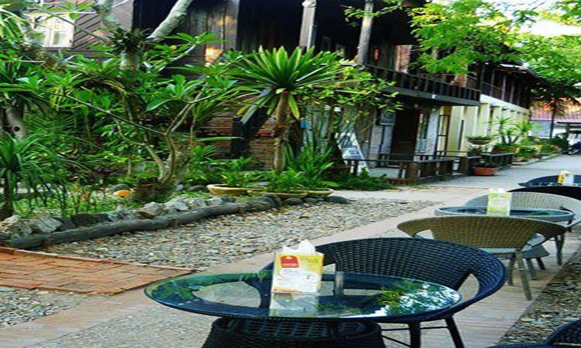 Luang Prabang Oasis Hotel Exterior foto